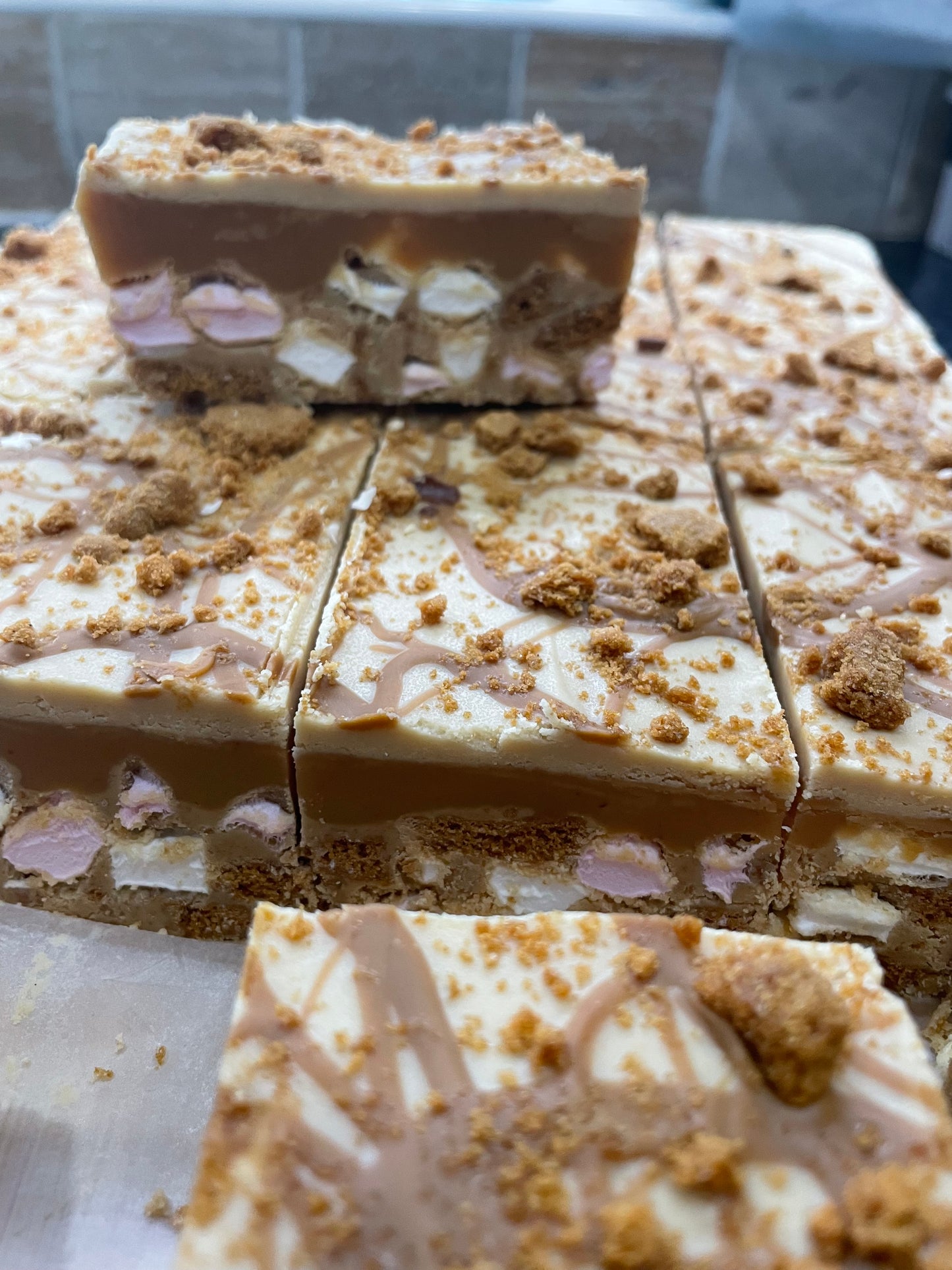 Biscoff caramel rocky road